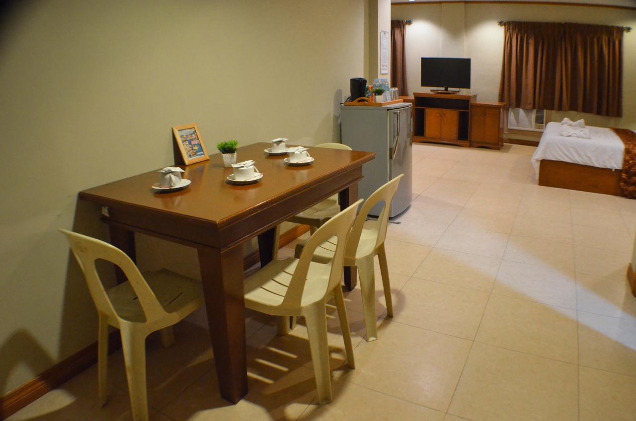 Subic Waterfront Resort And Hotel Dış mekan fotoğraf