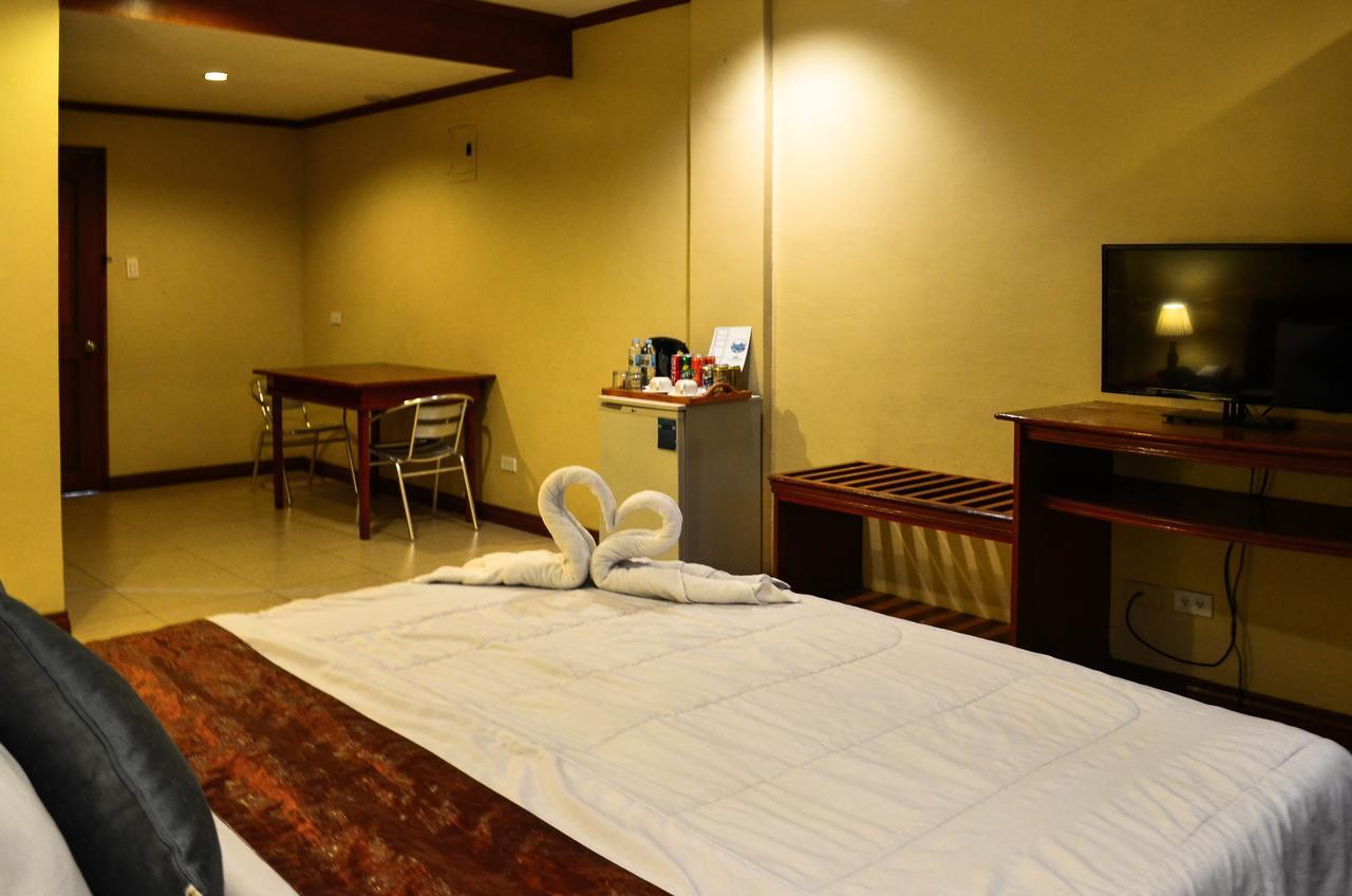 Subic Waterfront Resort And Hotel Dış mekan fotoğraf